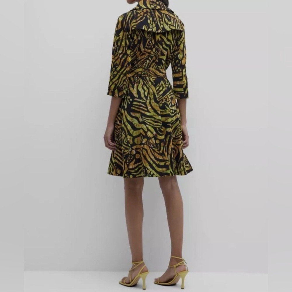 Stylish Long Sleeve Dress with Bold Pattern - Picture 4 of 9